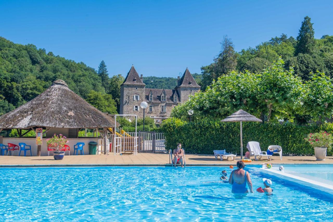 Le Chateau Du Gibanel * Saint-Martial-Entraygues