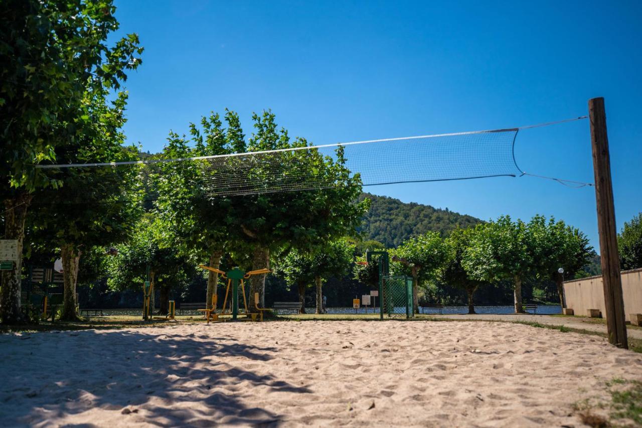 Campsite Le Chateau Du Gibanel