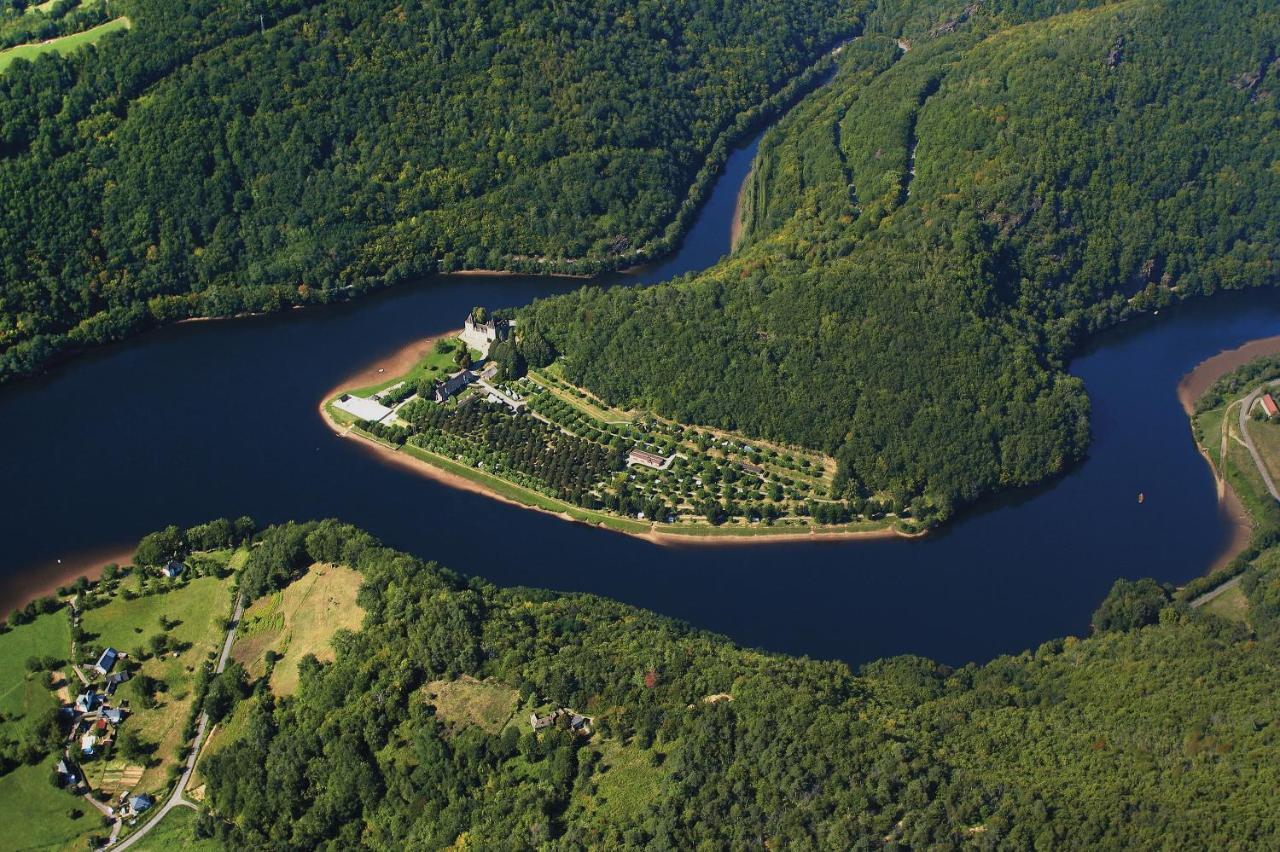 Le Chateau Du Gibanel Campsite Saint-Martial-Entraygues